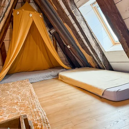 Le Refuge D'auvergne, Calme, 8pers, Jardin