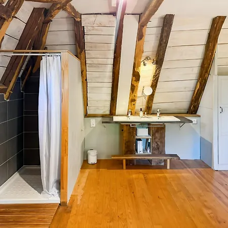 別荘 Le Refuge D'auvergne, Calme, 8pers, Jardin *